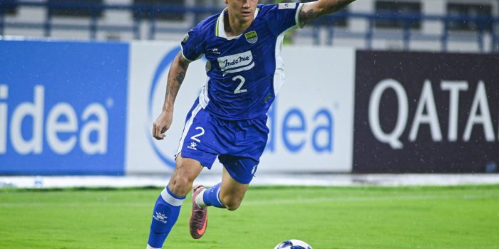 Persib di Puncak Klasemen