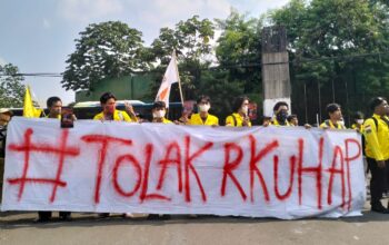 Hujan Deras Menjelang Aksi